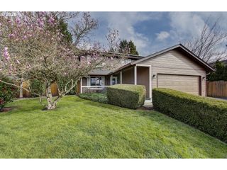 1421 E 4TH Cir, La Center, WA 98629