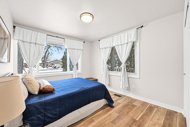 2201 Lakeshore DRIVE, Kansasville, WI 53139