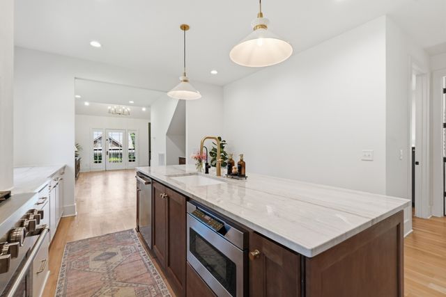 1118 Douglas Ave, Nashville, TN 37206