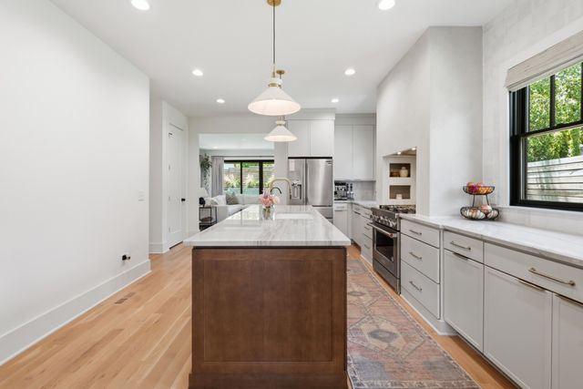 1118 Douglas Ave, Nashville, TN 37206