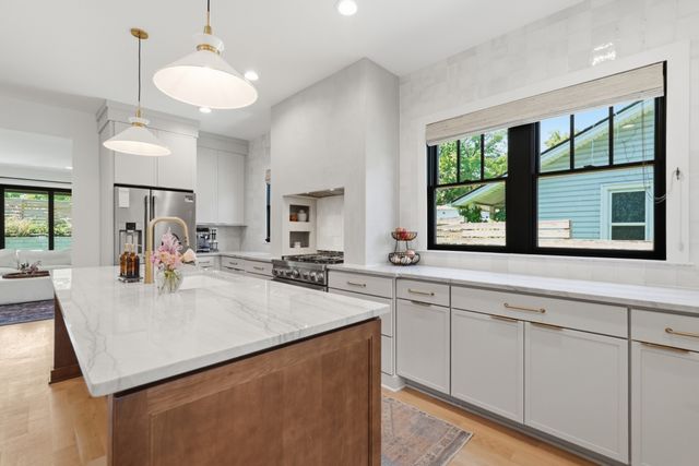 1118 Douglas Ave, Nashville, TN 37206