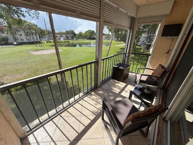 8970 S Hollybrook Boulevard 207, Pembroke Pines, FL 33025