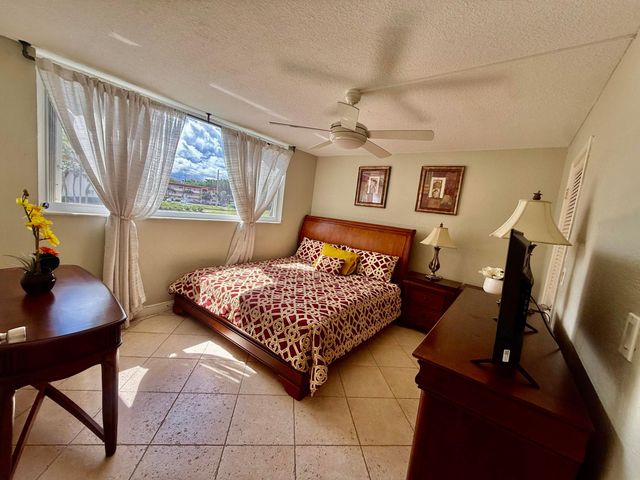 8970 S Hollybrook Boulevard 207, Pembroke Pines, FL 33025