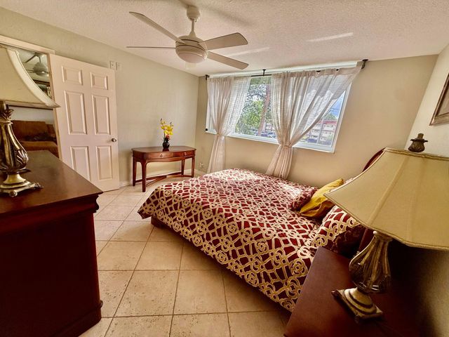 8970 S Hollybrook Boulevard 207, Pembroke Pines, FL 33025