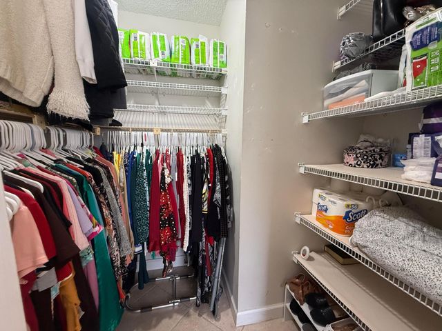 8970 S Hollybrook Boulevard 207, Pembroke Pines, FL 33025