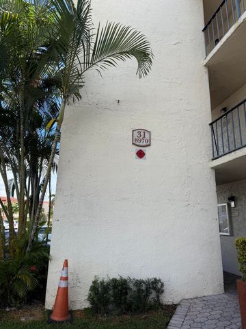 8970 S Hollybrook Boulevard 207, Pembroke Pines, FL 33025