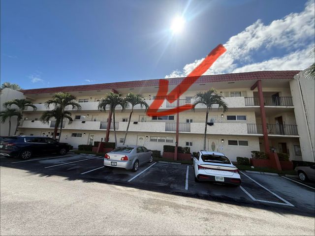 8970 S Hollybrook Boulevard 207, Pembroke Pines, FL 33025