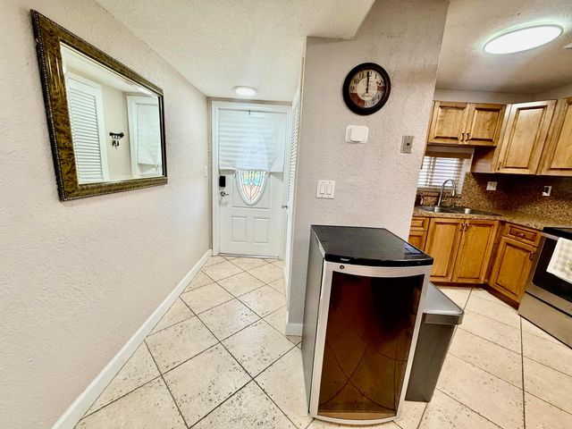 8970 S Hollybrook Boulevard 207, Pembroke Pines, FL 33025