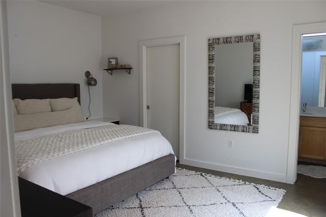 3700 Garden Villa LN 1, Austin, TX 78704