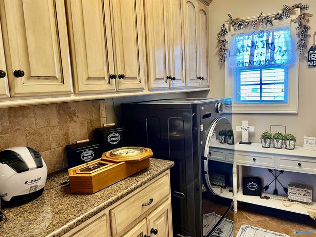 94 Owensby Way, Trinity, AL 35673