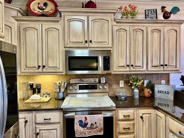 94 Owensby Way, Trinity, AL 35673