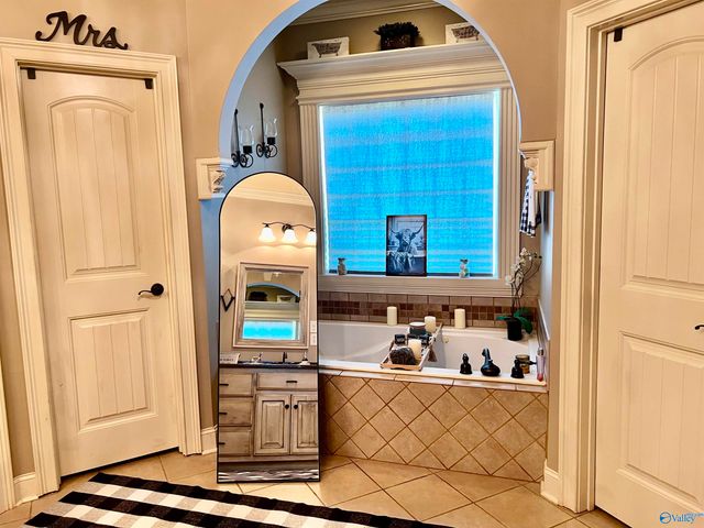 94 Owensby Way, Trinity, AL 35673