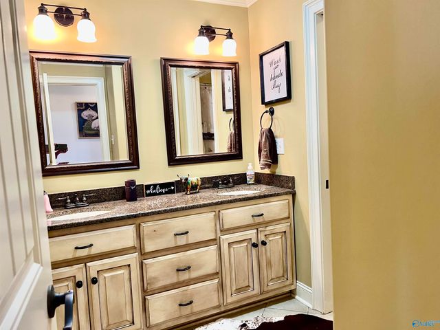 94 Owensby Way, Trinity, AL 35673