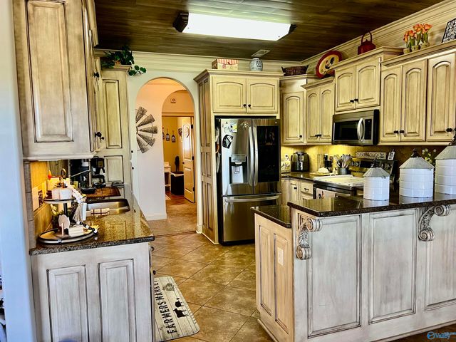 94 Owensby Way, Trinity, AL 35673