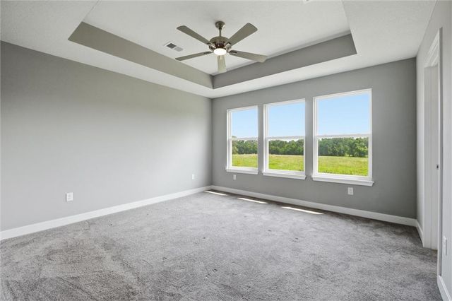 2113 SW Rutherford Drive, Lee's Summit, MO 64082