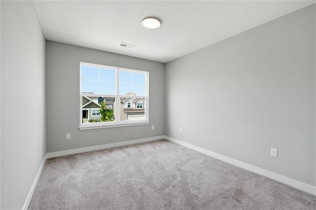 2113 SW Rutherford Drive, Lee's Summit, MO 64082