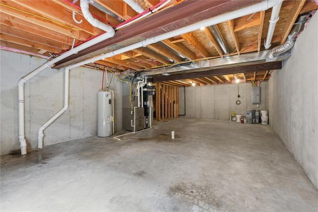2113 SW Rutherford Drive, Lee's Summit, MO 64082