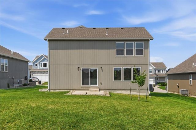 2113 SW Rutherford Drive, Lee's Summit, MO 64082