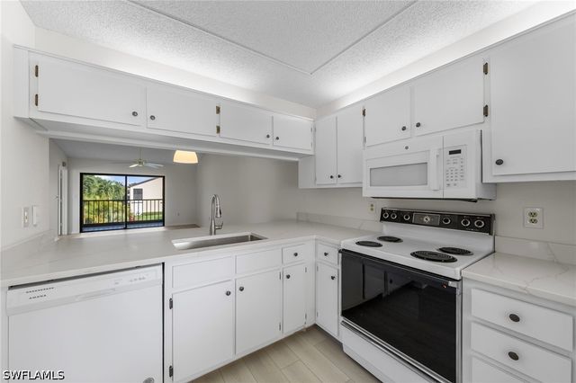 9265 Lake Park DR 201, Fort Myers, FL 33919