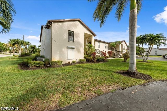 9265 Lake Park DR 201, Fort Myers, FL 33919