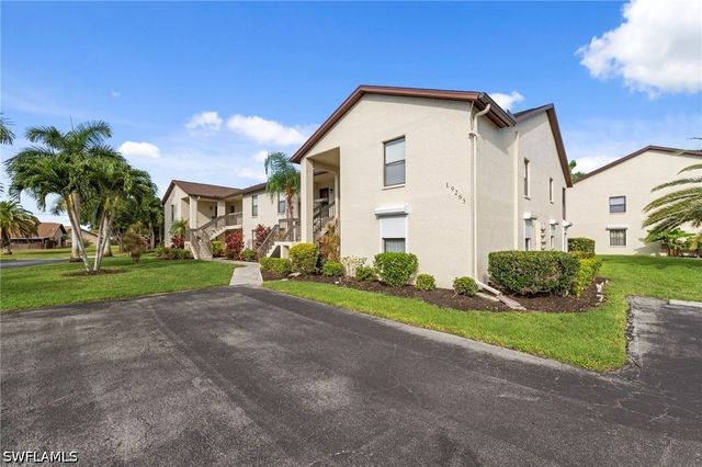 9265 Lake Park DR 201, Fort Myers, FL 33919
