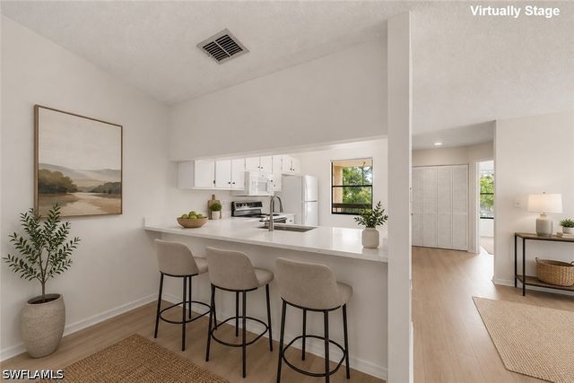 9265 Lake Park DR 201, Fort Myers, FL 33919