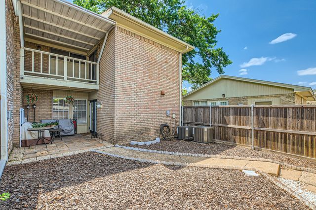 511 Towne House Lane, Richardson, TX 75081
