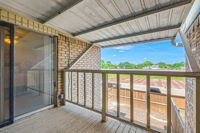 511 Towne House Lane, Richardson, TX 75081