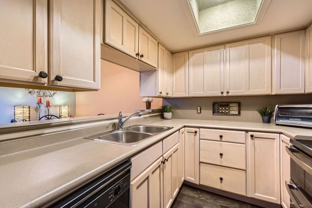 511 Towne House Lane, Richardson, TX 75081