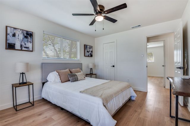 346 E Davis Circle, Duncanville, TX 75116