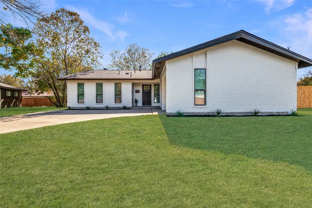 346 E Davis Circle, Duncanville, TX 75116