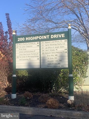 200 HIGHPOINT DR #214, Chalfont, PA 18914