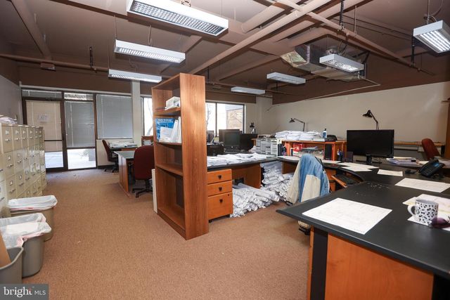 200 HIGHPOINT DR #214, Chalfont, PA 18914