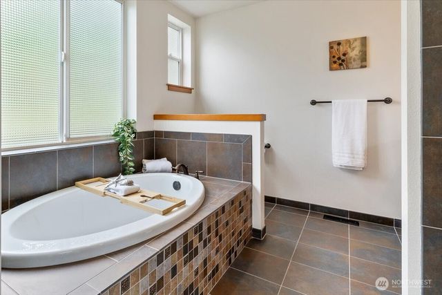 2502 112th Drive NE, Lake Stevens, WA 98258