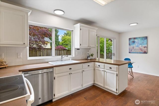 2502 112th Drive NE, Lake Stevens, WA 98258