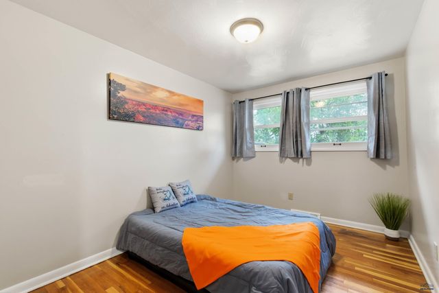 4586 WENTWORTH DR, Rapid City, SD 57702