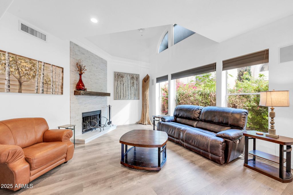 8841 S 51ST Street 1, Phoenix, AZ 85044