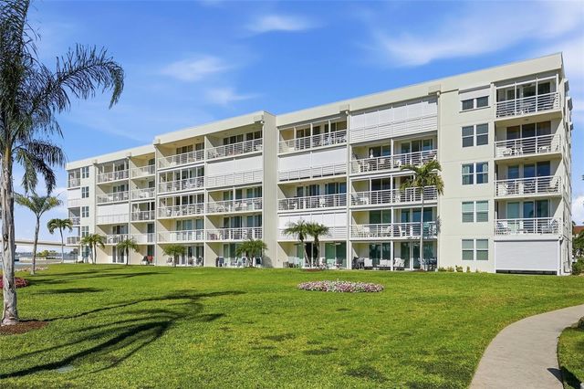 6001 BAHIA DEL MAR CIRCLE 529, St Petersburg, FL 33715