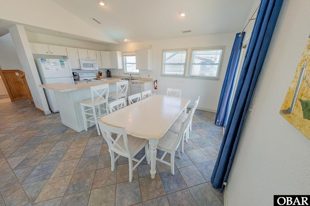 Image 8 of property listing at 23225 Surf Side Drive Lot 26, Rodanthe, NC 27968