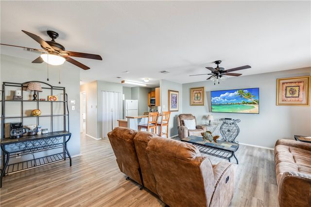 15002 Leeward Dr 5303, Corpus Christi, TX 78418