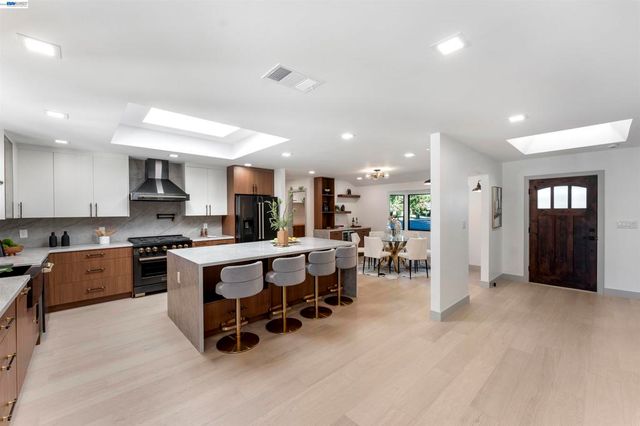 1131 Ruth Drive, San Jose, CA 95125