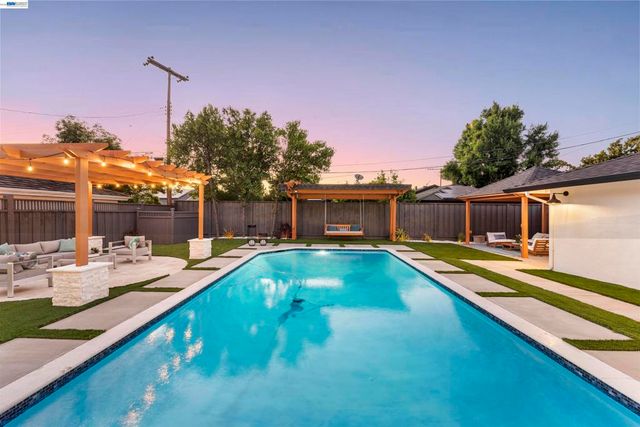 1131 Ruth Drive, San Jose, CA 95125