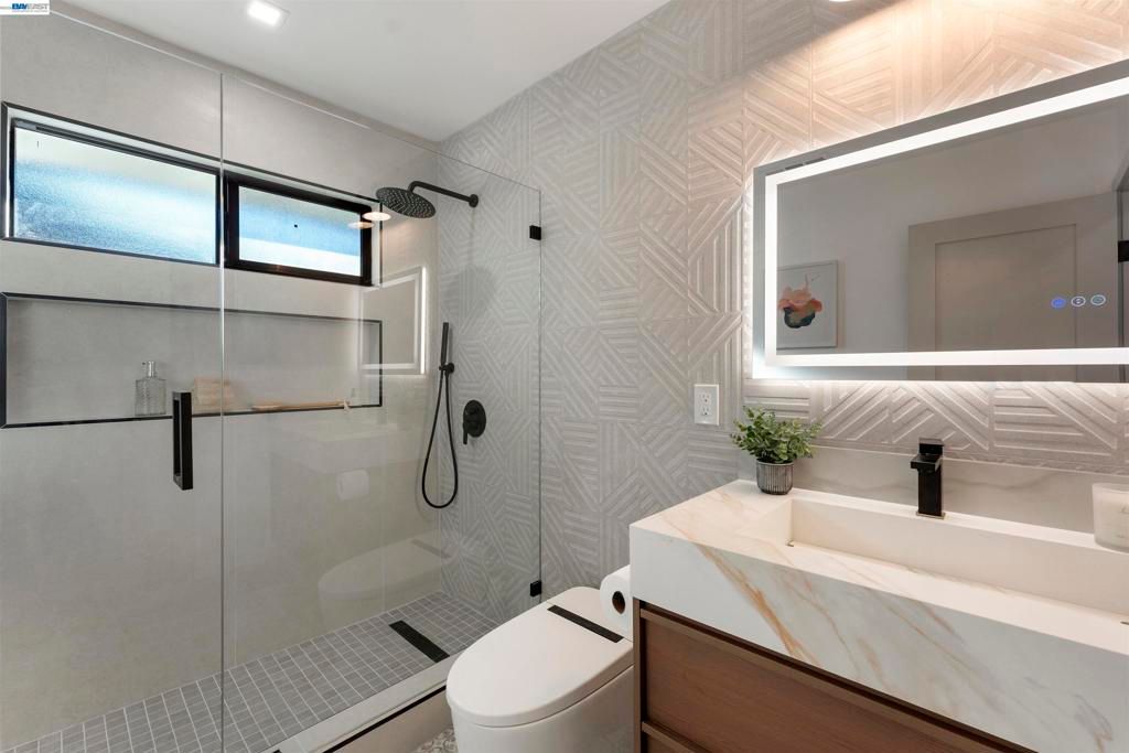Image 25 of property listing at 1131 Ruth Drive, San Jose, CA 95125