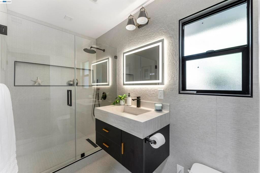 Image 31 of property listing at 1131 Ruth Drive, San Jose, CA 95125