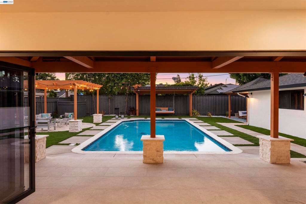 Image 37 of property listing at 1131 Ruth Drive, San Jose, CA 95125