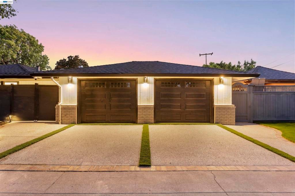 Image 49 of property listing at 1131 Ruth Drive, San Jose, CA 95125