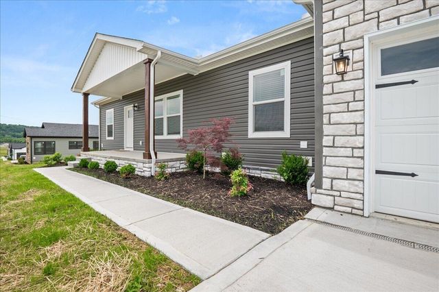 505 Sam Black Road, London, KY 40741