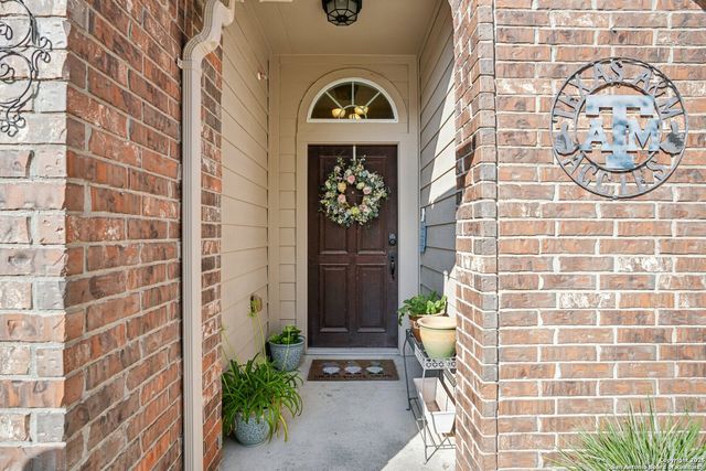 379 Primrose, New Braunfels, TX 78132