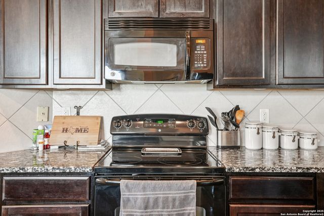 379 Primrose, New Braunfels, TX 78132