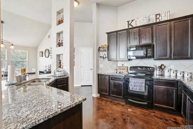 379 Primrose, New Braunfels, TX 78132